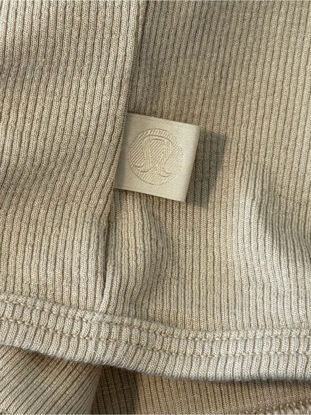 Lululemon Wrap Front Ribbed Long-Sleeve Wrap Size 8 - Picture 5 of 12